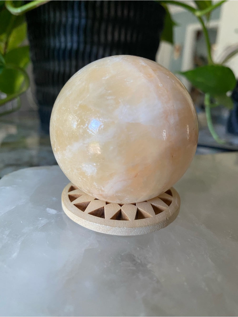 🍯✨ 2.2” Honey Calcite Crystal Sphere ✨🍯